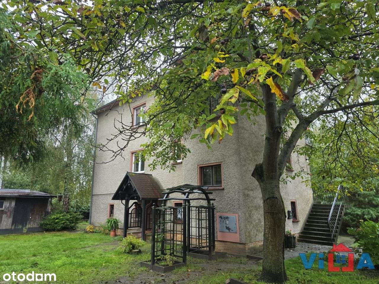 Dom Inwestycyjny Z Trzema Mieszkaniami-0