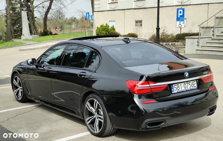 BMW Seria 7 750Li - 6