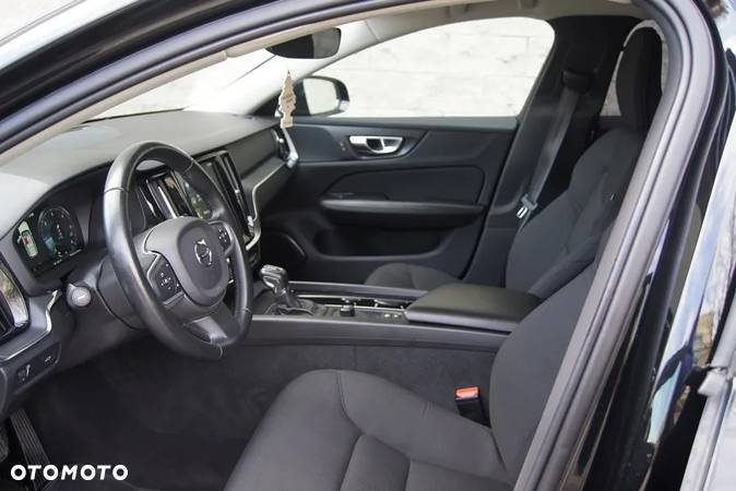 Volvo V60 D3 Drive-E Momentum - 14