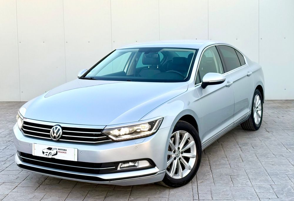 Volkswagen Passat B8 [2014 - Prezent] 2.0 TDI SCR DSG Highline 2015