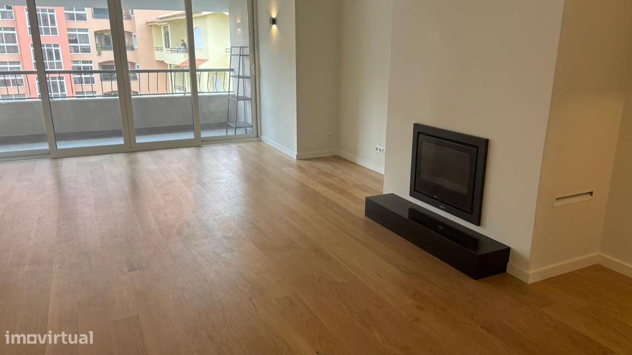 Apartamento T4 com estacionamento, Bairro do Rosário, Cascais - Grande imagem: 5/53