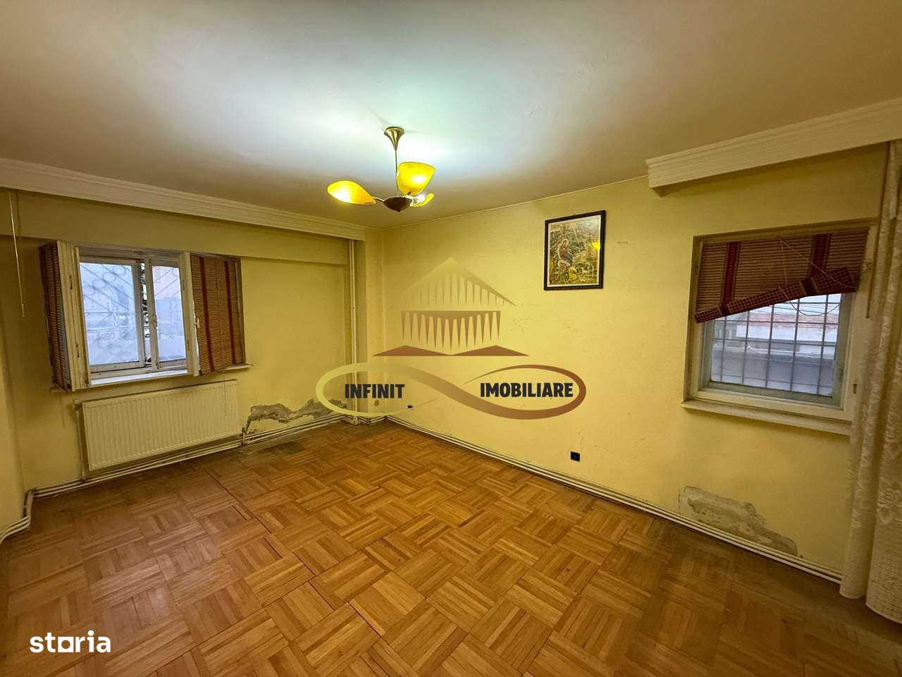 Apartament de vanzare in Bacau central etaj 1-0