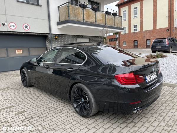 BMW Seria 5 530d - 2