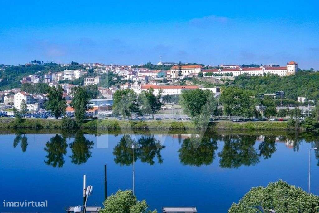 Terreno urbano com 650m2 e viabilidade de construção no centro de Sant - Grande imagem: 5/7