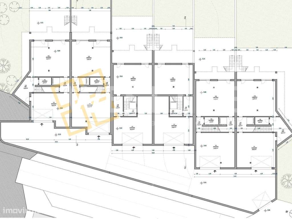 Terreno Urbano de 3 703m2 - Conta com licença a pagamento para a co... - Grande imagem: 4/8