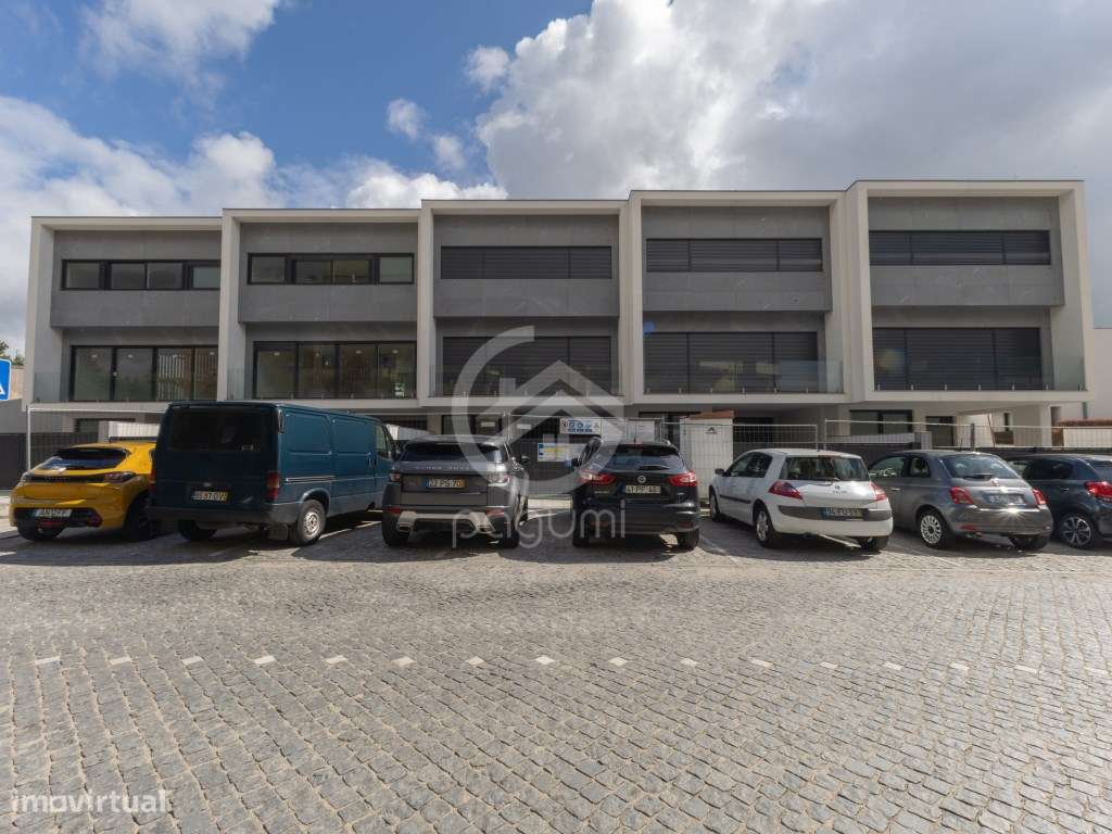 Moradia T3 Nova no Centro de Lousada - Modernidade, Espaço e Conforto-42