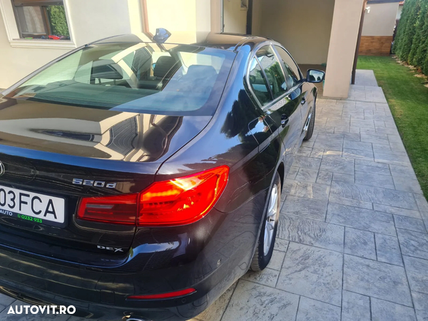 BMW Seria 5 520d xDrive AT - 3