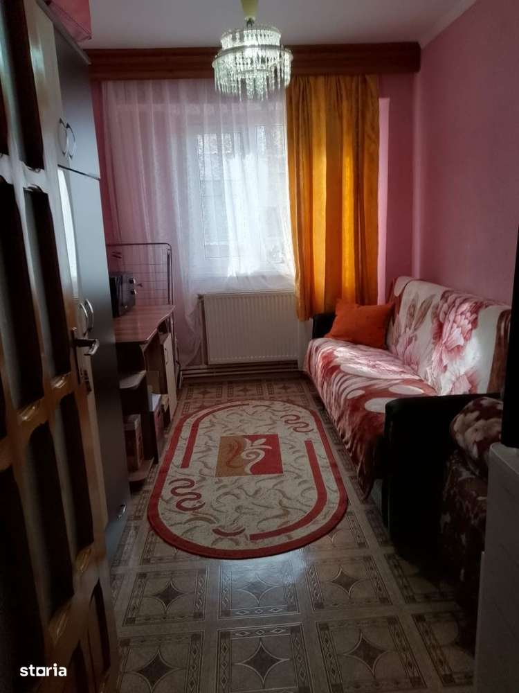 De Vanzare Apartament cu 4 camere zona Obor - Imagine principală: 3/10