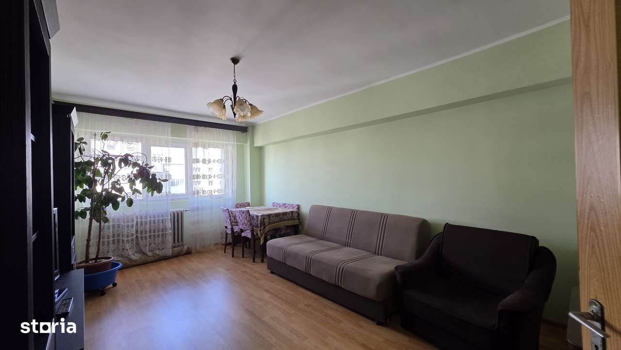 Vanzare apartament 3 camere Titulescu, an 1982, doua bai-0