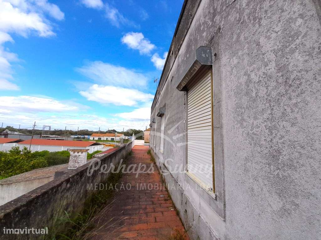 Moradia T5 com Comércio - Grande imagem: 5/27