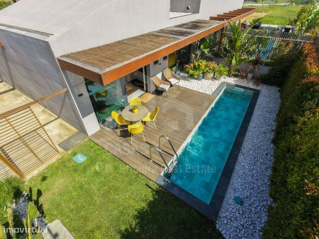 Vende Moradia T2 - Ericeira 3 Km, A Casa das Casas-9