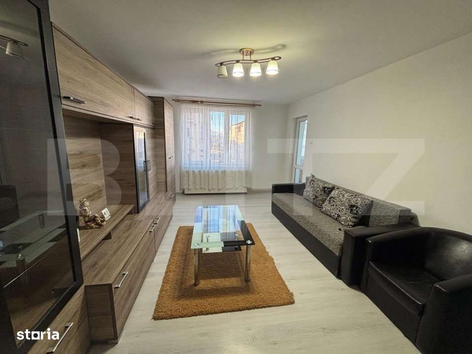 Apartament de vanzare, cu 2 camere, 50 mp, etaj 3, zona Independentei - Imagine principală: 5/10