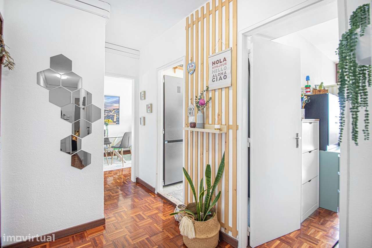 T3 Remodelado em 2021 c/ imensa luz natural e elevador-4