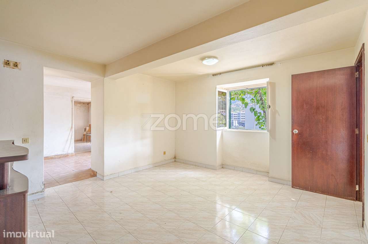 Moradia T3 Térrea-14