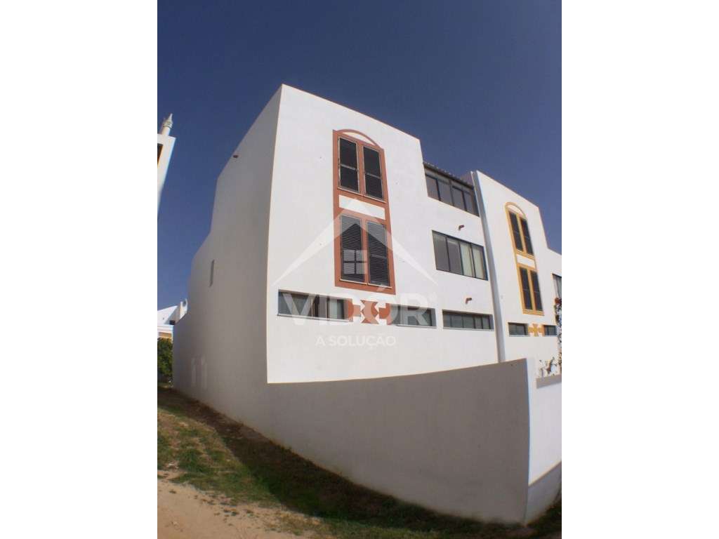 Moradia de quatro pisos em Vilamoura - Grande imagem: 4/4
