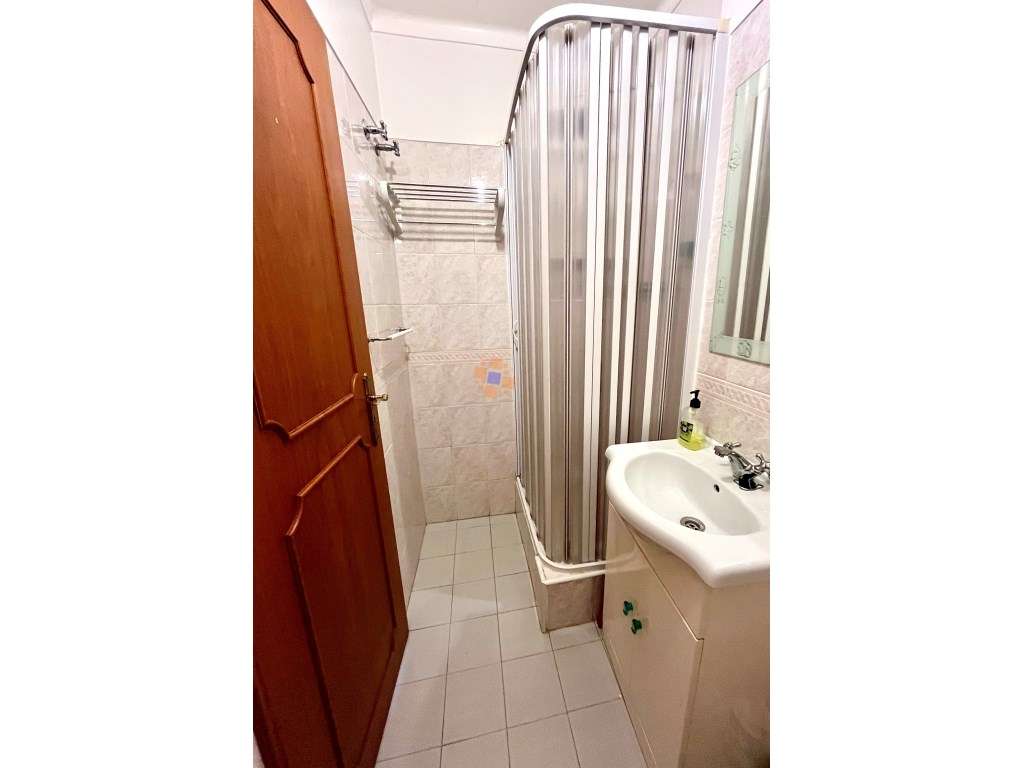 Apartamento T3 no coração do Feijó-25