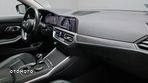 BMW Seria 3 320d xDrive Luxury Line - 27