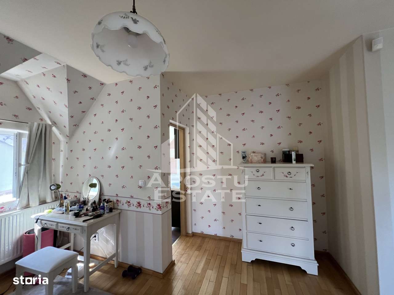 Vila spatioasa in zona centrala Giroc - Imagine principală: 4/14