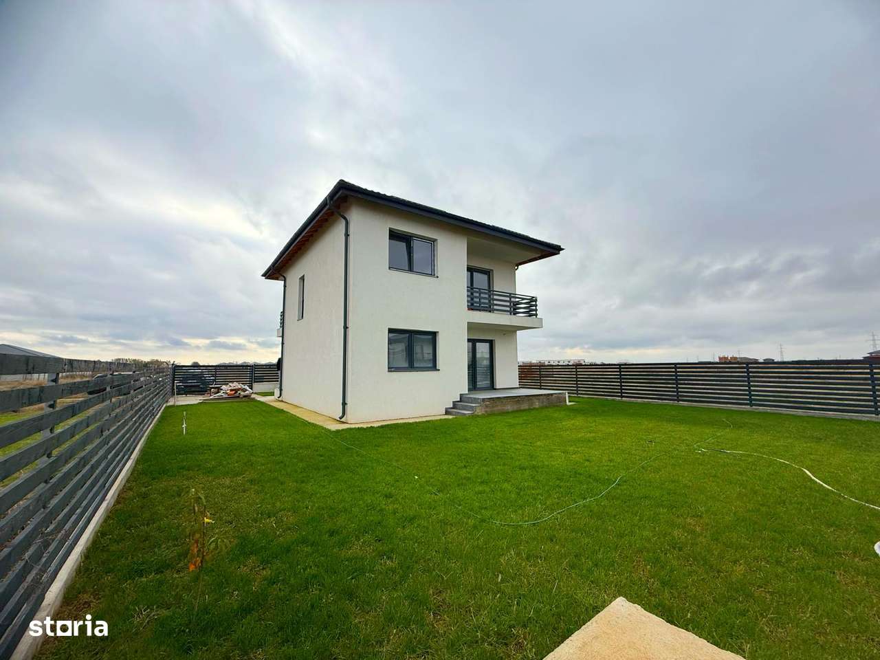 Vila Moderna Individuala / 4 Camere / 2 Bai / Teren 375 mp - Imagine principală: 2/10