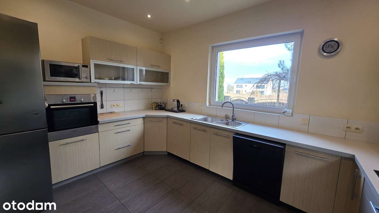 Piękny, przestronny dom z dużym ogrodem, Lusówko-7