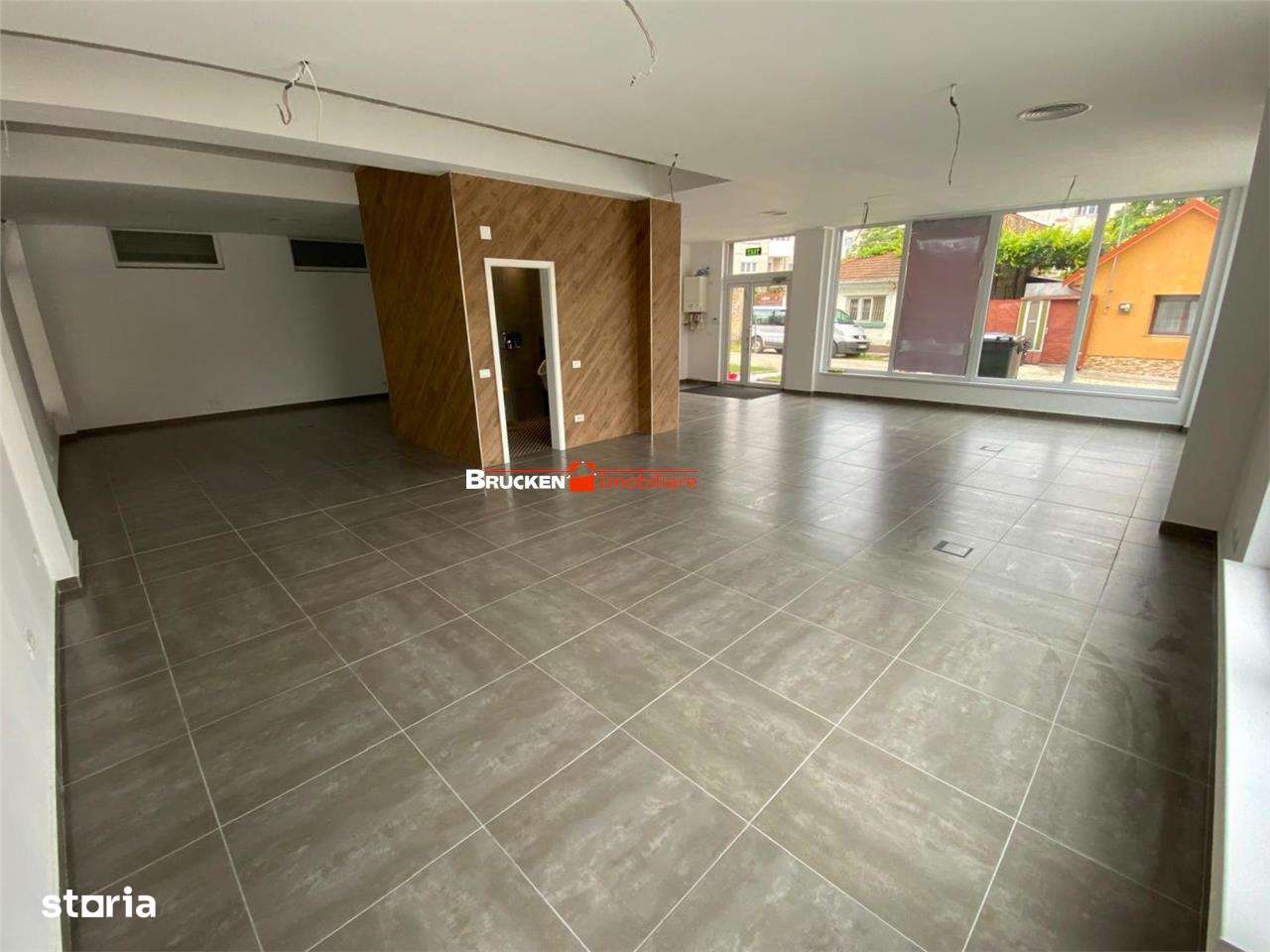 SPATIU COMERCIAL ZONA PRIMA SHOPS - 100 MP - Imagine principală: 2/6