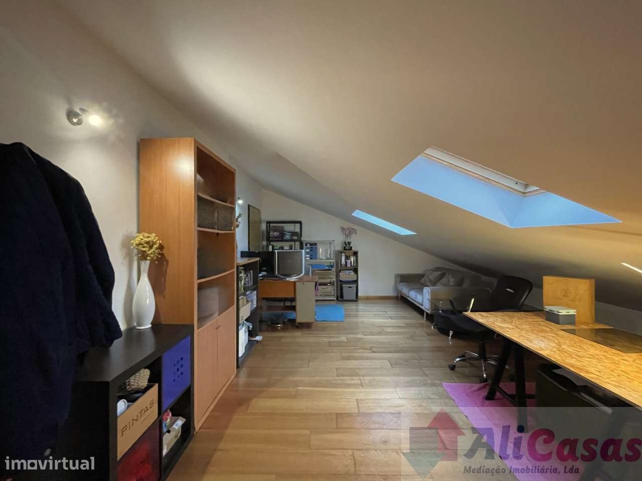 Excelente T3 Último Piso- Lugar de Garagem P/2 carros-40