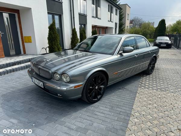 Jaguar XJ Super V8 - 2