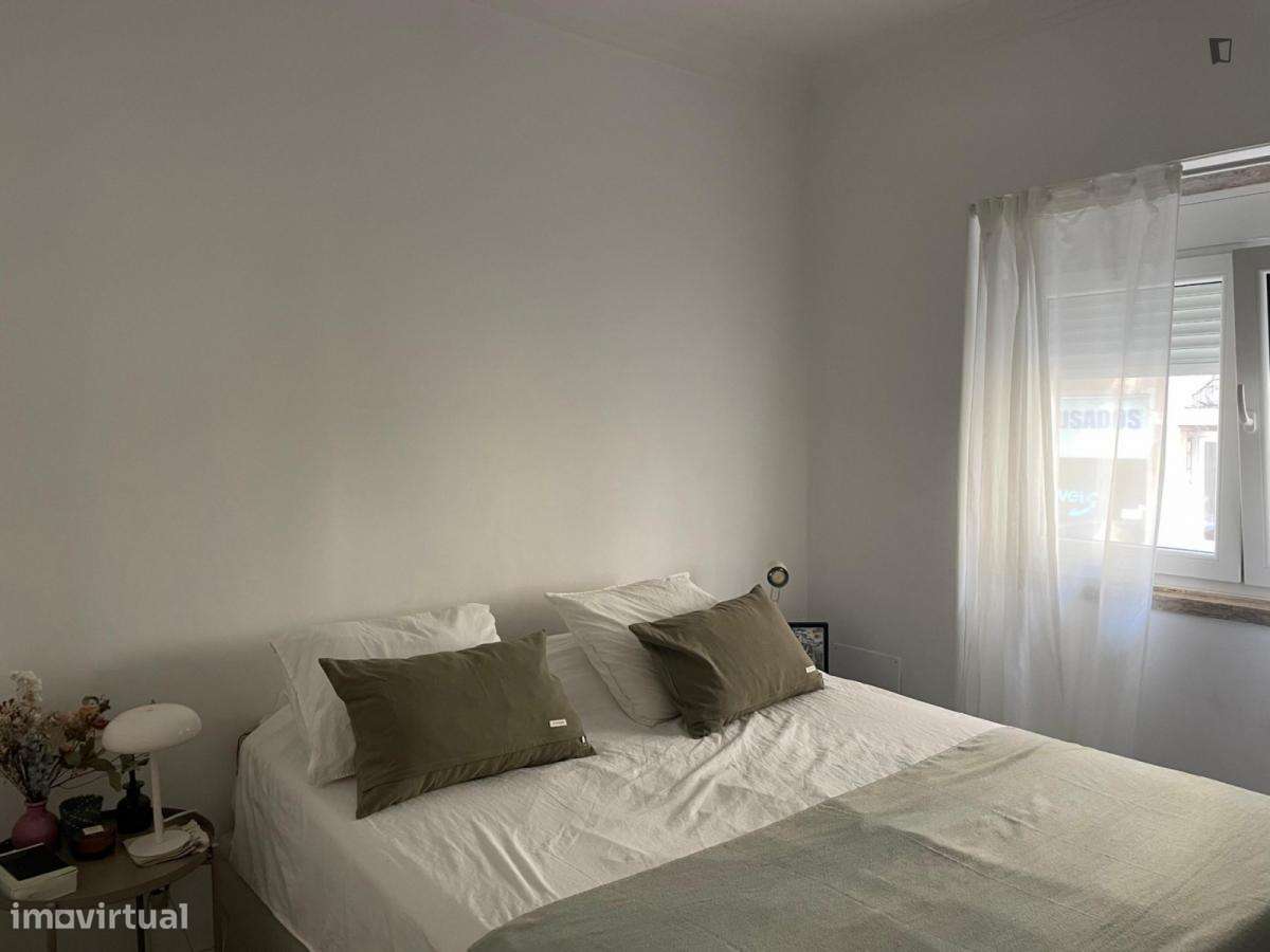 Apartamento com 1 quartos - localizado em Algés Lisbon - Grande imagem: 2/17