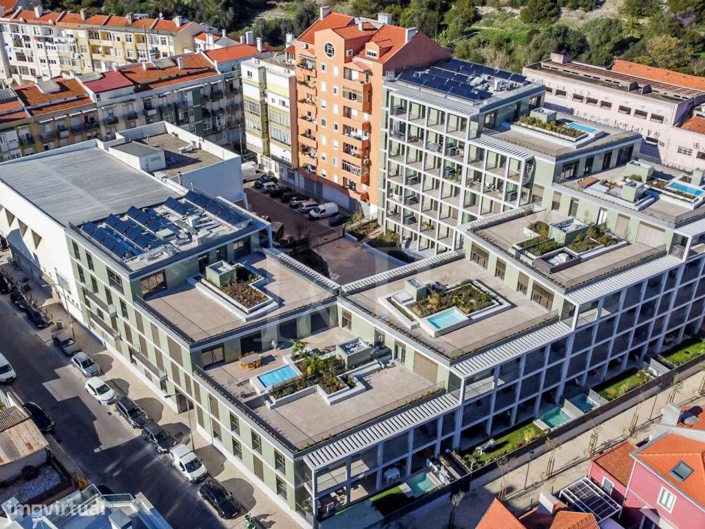 Penthouse T4+1 com terraço, piscina e vista rio no Dafundo, Oeiras-52