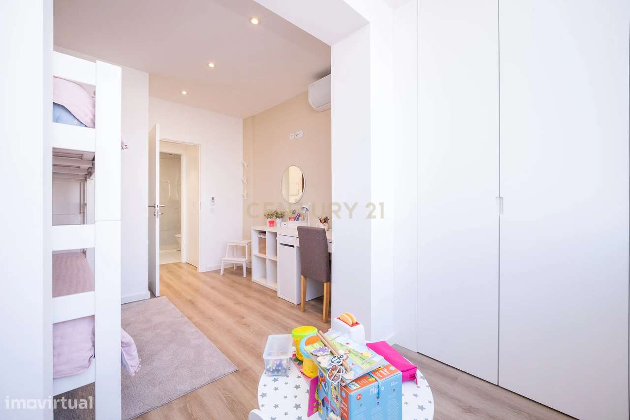 Apartamento T2 - Marginal Figueira da Foz-11