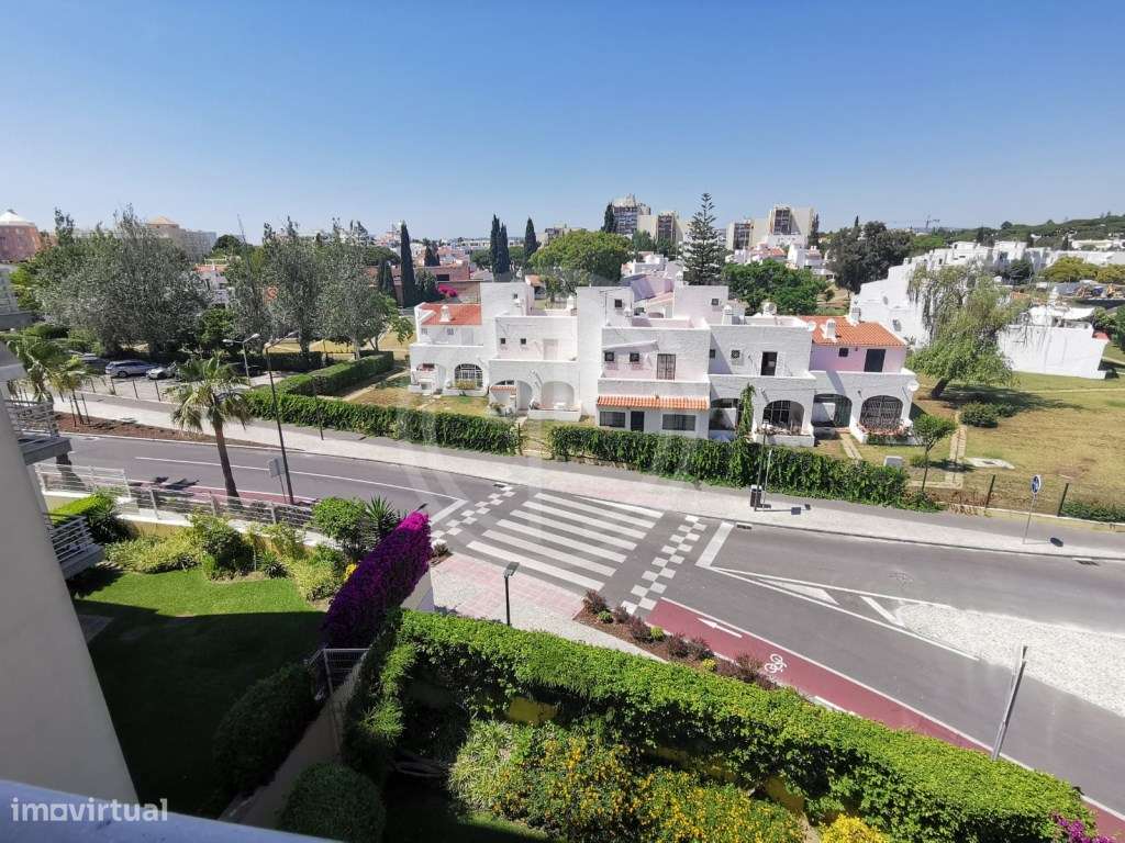 Apartamento T3 no centro de Vilamoura, em condomínio com piscina e ...-19