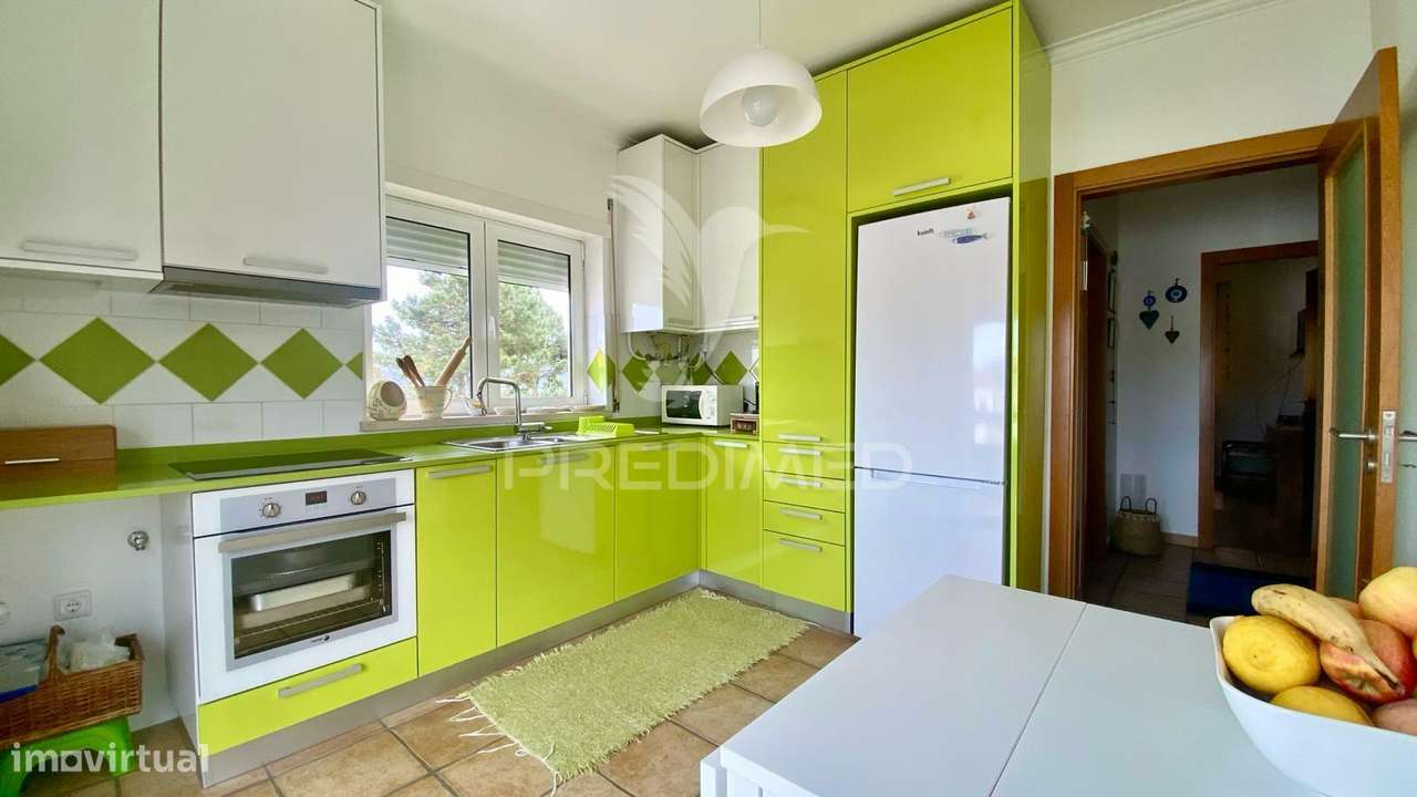 Apartamento T2 , com Garagem e Piscina em Salir do Porto - Grande imagem: 4/25