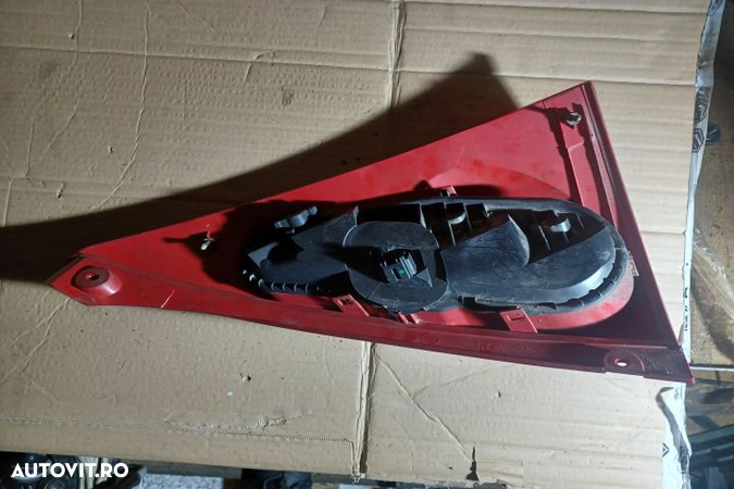 Lampa stop stanga pe aripa Peugeot 107 1 (facelift)  [din 2008 pana  2012] seria Hatchback 5-usi 1. - 2