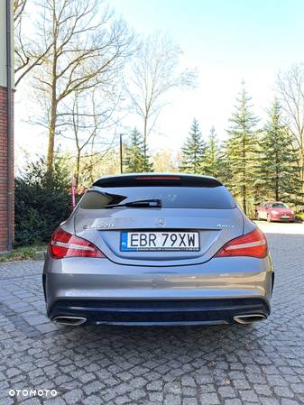 Mercedes-Benz CLA 220 4-Matic AMG Line - 29