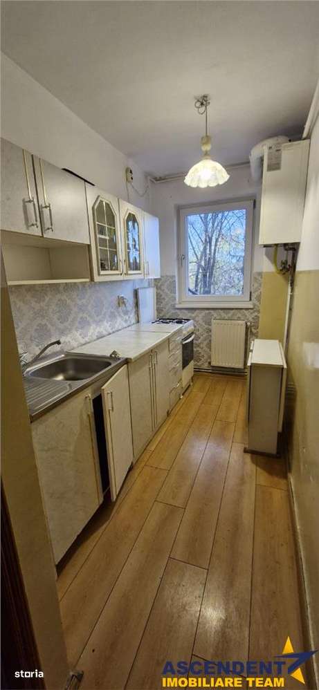 Garsoniera mobilata, echipata, terasa, Lenin, Sfantu Gheorghe - Imagine principală: 2/8