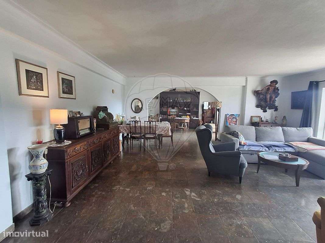 Moradia T4 para venda-5