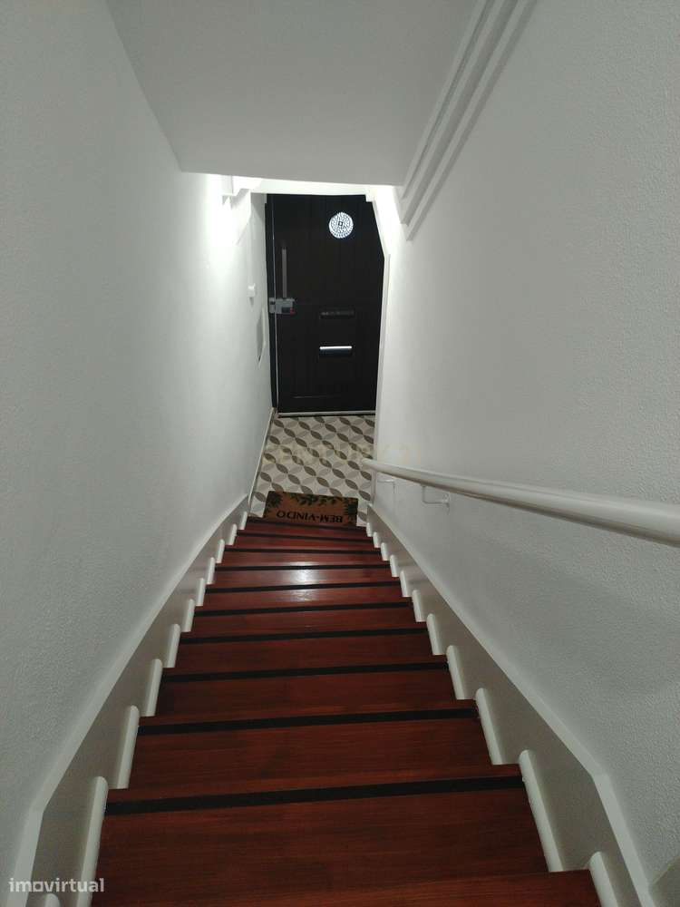 Apartamento Renovado T2 em Lisboa Chiado - Grande imagem: 5/17
