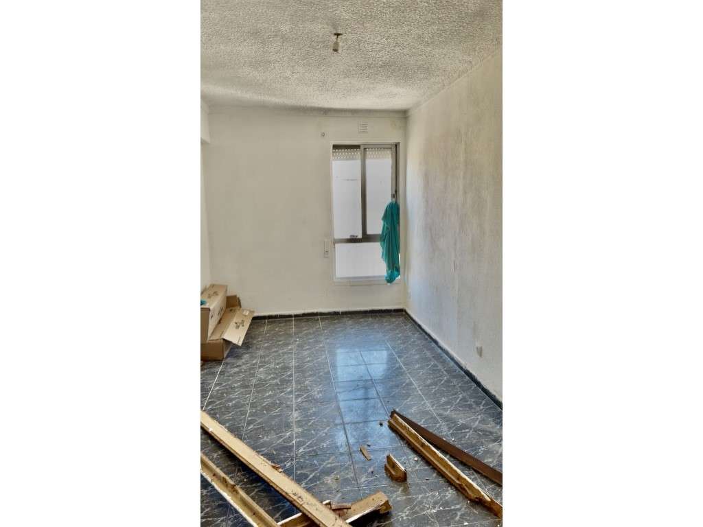 Apartamento T3 no Largo Alberto Mendes Fialho, 4-7