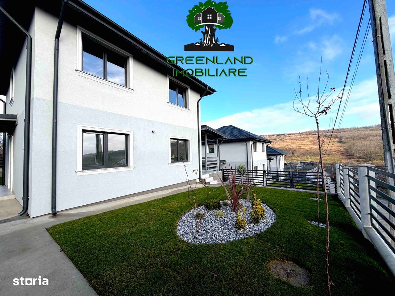 Casa 4 camere, 2 Bai, 153 mp, canalizare, INTABULATA, Parcare, Rediu-0