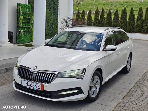 Skoda Octavia 2.0 TDI DSG Ambition - 1