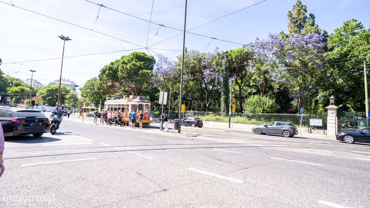 Loja Comercial para Investimento | Estrela | Lisboa-31