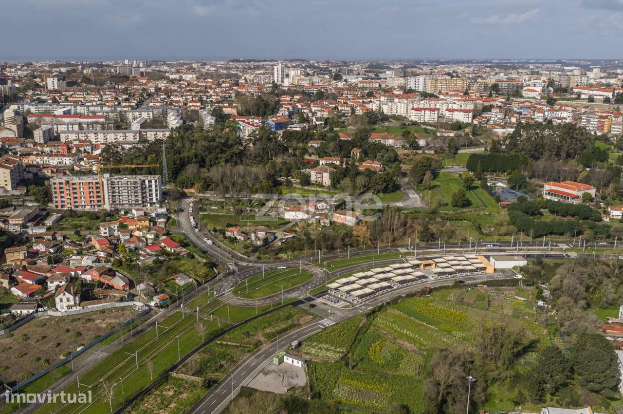 Terreno Urbano junto ao Metro Nasoni, Campanhã, Porto - Grande imagem: 5/16