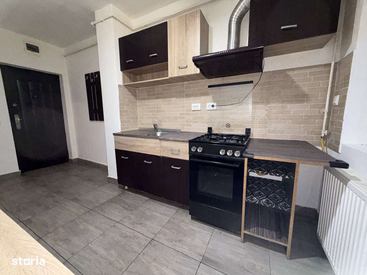 Apartament 2 camere “la cheie “ zona Micro 4(școala nr 2)-7