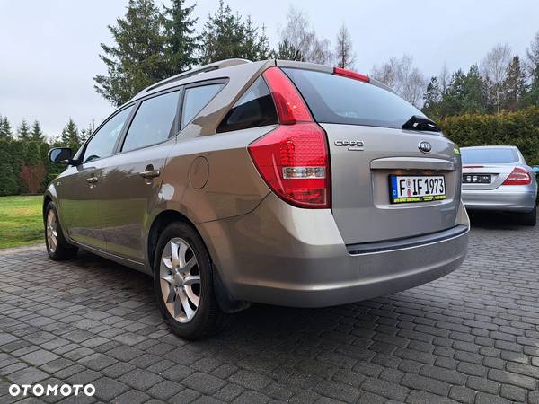 Kia Ceed Cee'd 1.4 Comfort - 4