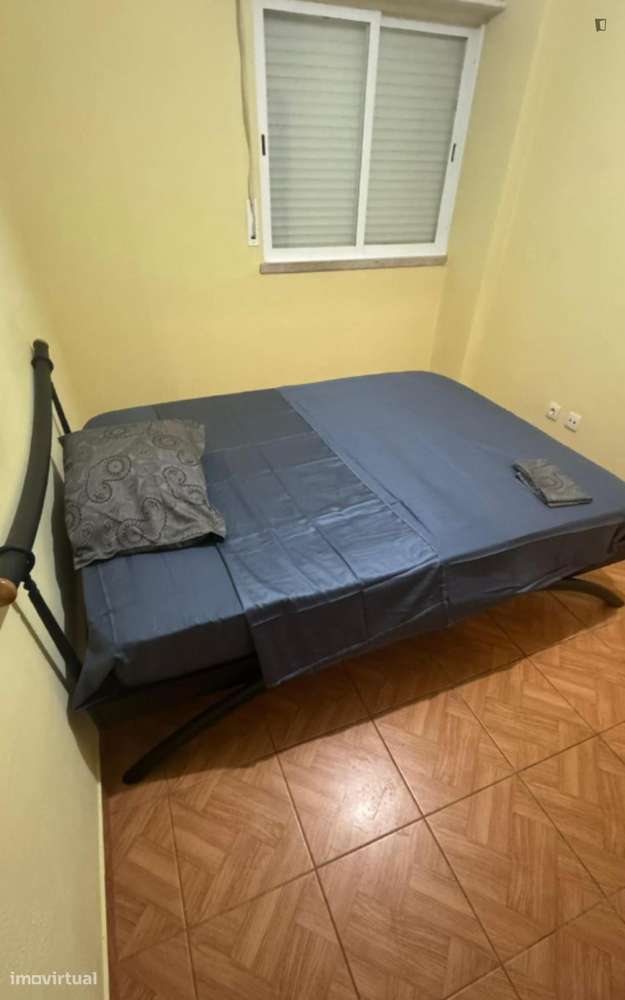 Quarto - localizado em Setubal - Grande imagem: 4/9