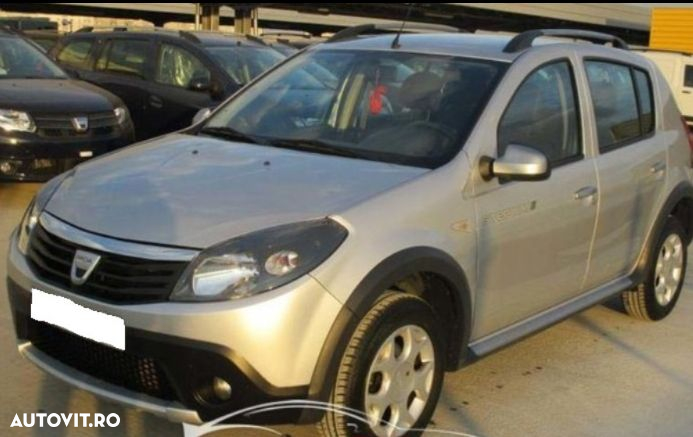 Dezmembrez Dacia Sandero 1.2 Benzina din 2011 volan pe stanga - 1