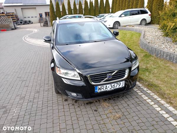 Volvo V50 D2 Momentum - 8