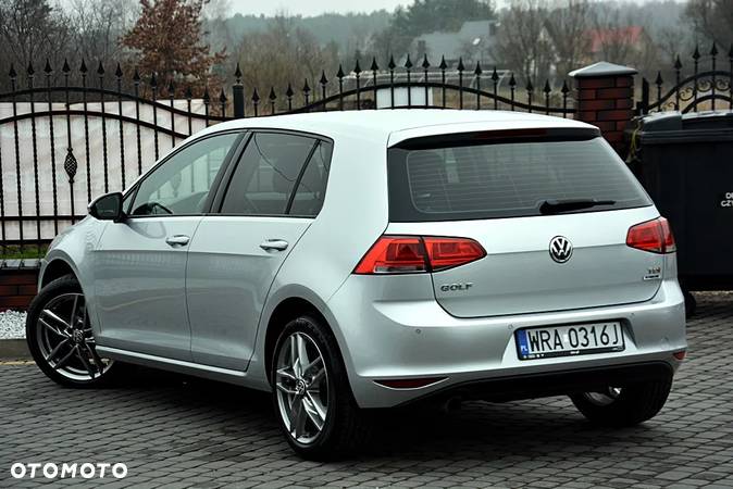 Volkswagen Golf 1.6 TDI BlueMotion Technology Lounge - 19