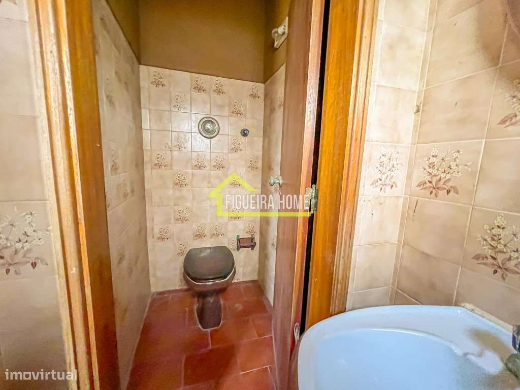 Andar de moradia com 4 quartos, garagem e anexo-52