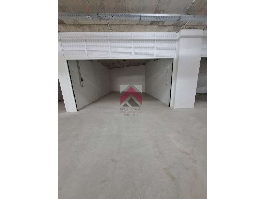 Apartamento T2 + Duplex Amplo + Terraço na Cobertura em Esgueira, A...-29